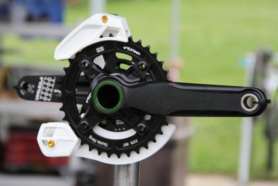 2010_e.thirteen_dh_crankss_01.jpg