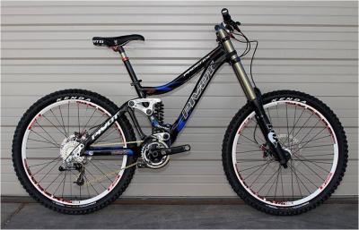 pivot_phoenix_bike_2011.jpg