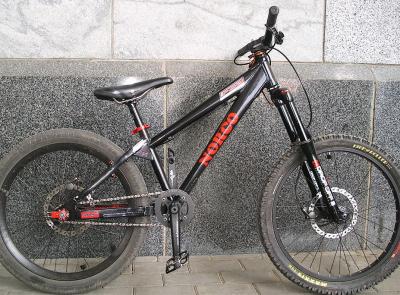BikeA.jpg